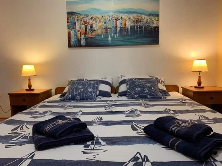 Fresh Apartments Dar Orlic Trogir Exteriér fotografie